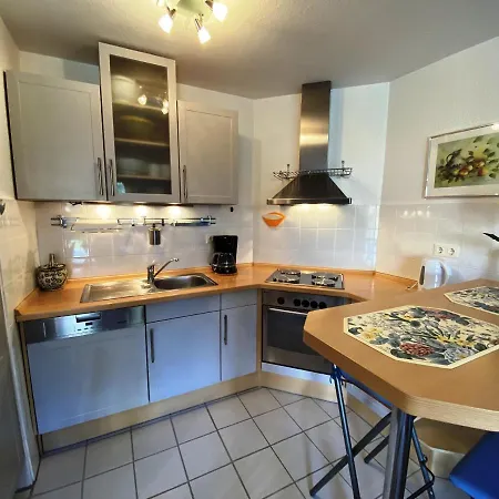 Seehund Апартаменты Шёнбергер-Штранд